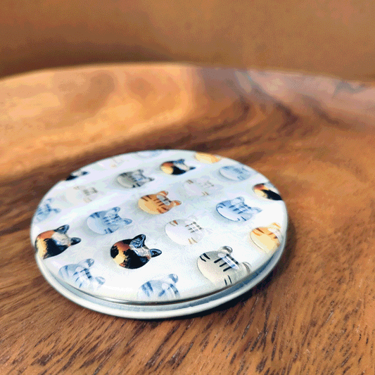 ガラスのぷっくり猫 コンパクトミラー