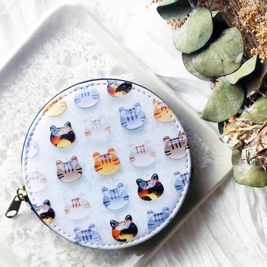 ガラスのぷっくり猫　丸ポーチ