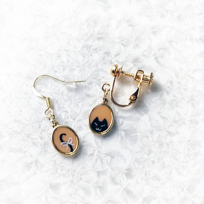 かぎしっぽの黒猫　セットピアス・イヤリング