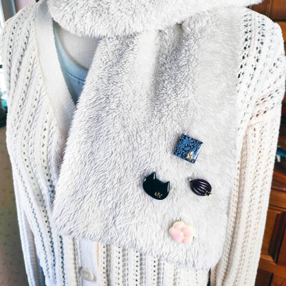 食べられないチョコレート缶　ブローチセット