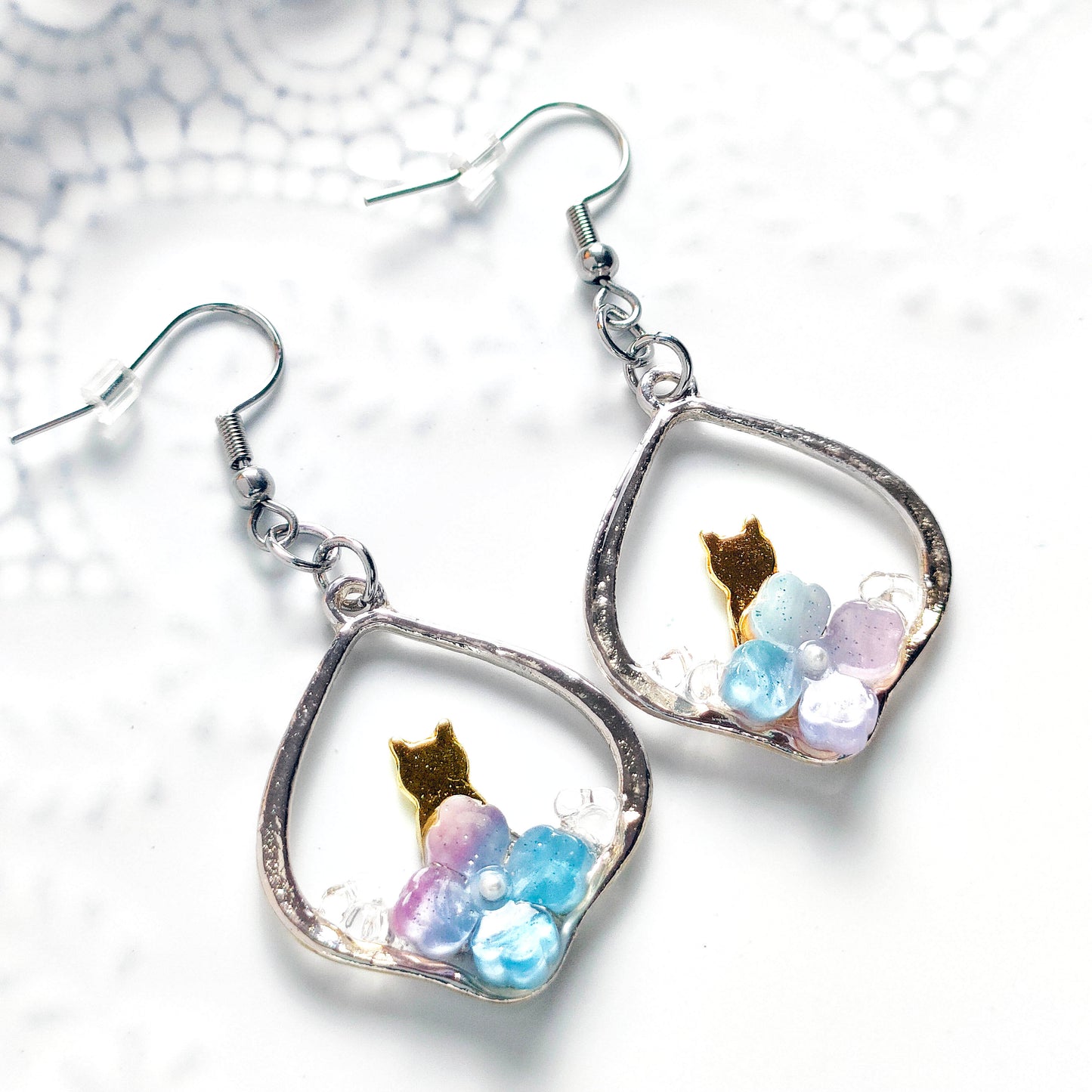 【非売品】朝露と紫陽花の ピアス・イヤリング