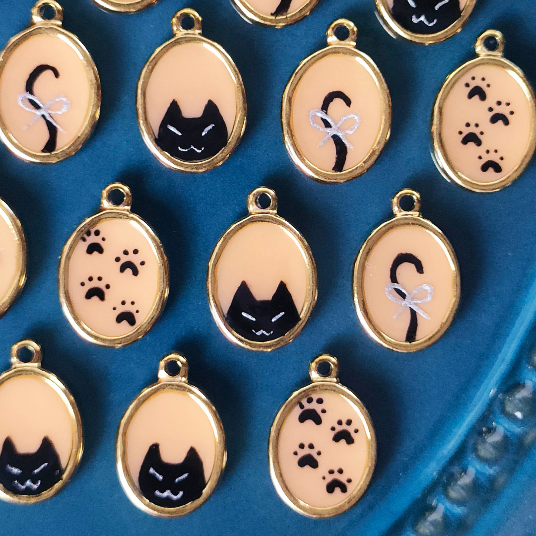 かぎしっぽの黒猫　セットピアス・イヤリング